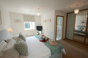 4 chambres, décoration personnalisée, ameublement personnalisé