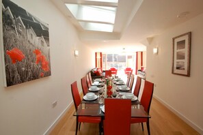 Fridge, microwave, dishwasher, cookware/dishes/utensils - The Shelduck, Southwold (Reydon)