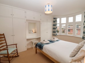 Cottage | Individually decorated, individually furnished, free WiFi