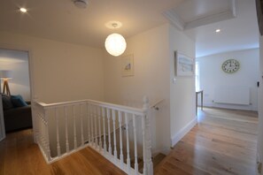 2 bedrooms, individually decorated, individually furnished, free WiFi