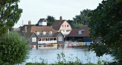2 The Bays, Thorpeness