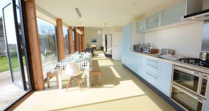 Upper Lodge, Shotley