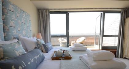 King George Penthouse