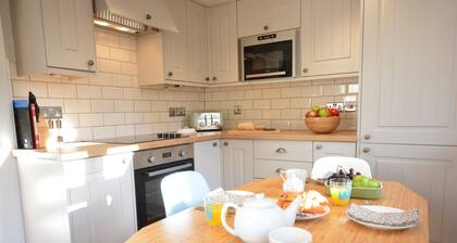 Little Turnpike Cottage, Melton