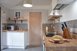 冰箱、洗碗机、厨具/餐具