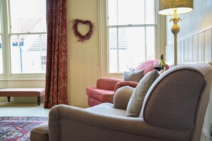 DVD player - Walton House, Southwold (Reydon)