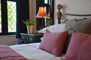 3 bedrooms, individually decorated, individually furnished, free WiFi - Badminton, Thorpeness (Leiston)