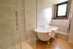 Hair dryer - Manor House Barn, Peasenhall (Saxmundham)