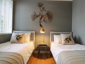 Cottage | 2 bedrooms, individually decorated, individually furnished, free WiFi