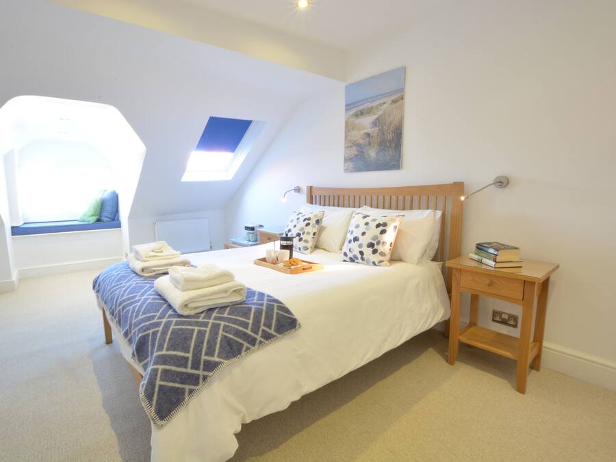 1 chambre, décoration personnalisée, ameublement personnalisé