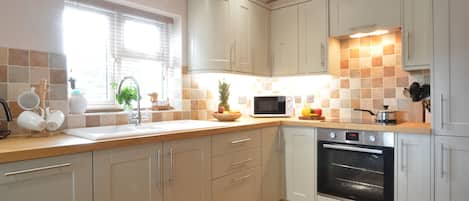 Cottage | Interior