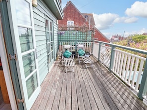 Cottage | Property grounds