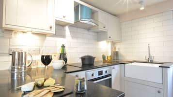 Refrigerador, utensilios de cocina