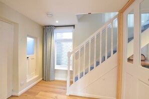 3 habitaciones, decoración personalizada y muebles diferentes