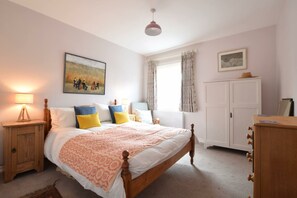 3 bedrooms, individually decorated, individually furnished, free WiFi
