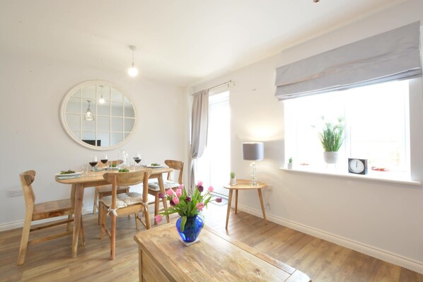 Dining - Lapwings, Aldeburgh (Aldeburgh)