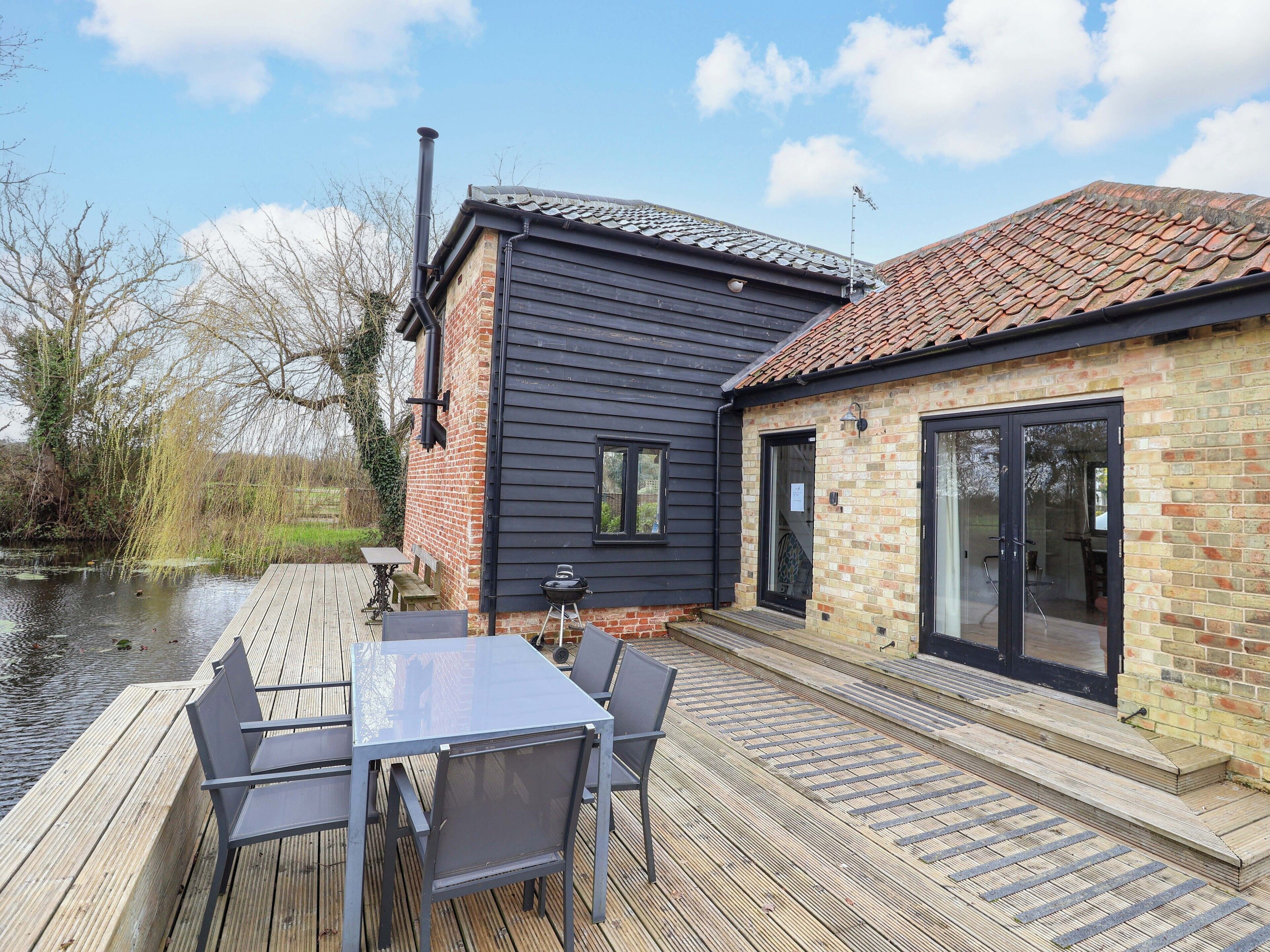 Cottage | Bahagian dalam