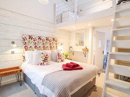 Casa de campo | 1 dormitorio, decoración individual, mobiliario individual y wifi gratis