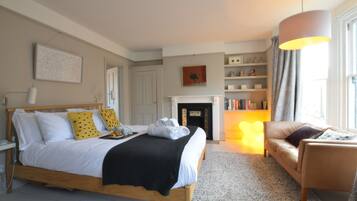 3 bedrooms, individually decorated, individually furnished, free WiFi