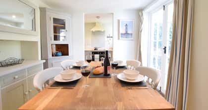 Satis Cottage, Westleton