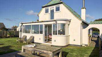 Cottage | Exterior