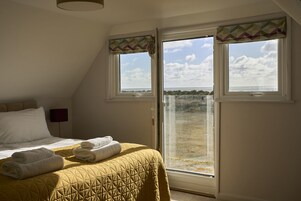 Cottage | 4 bedrooms, individually decorated, individually furnished, free WiFi