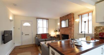 1 Tailors Cottage, Woodbridge