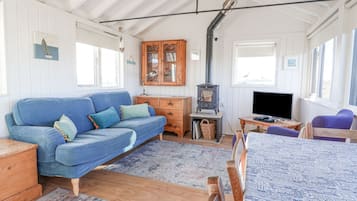Cottage | Living area