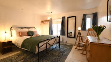 3 bedrooms, individually decorated, individually furnished, free WiFi