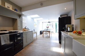 Fridge, dishwasher, cookware/dishes/utensils