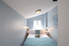 3 bedrooms, individually decorated, individually furnished, free WiFi