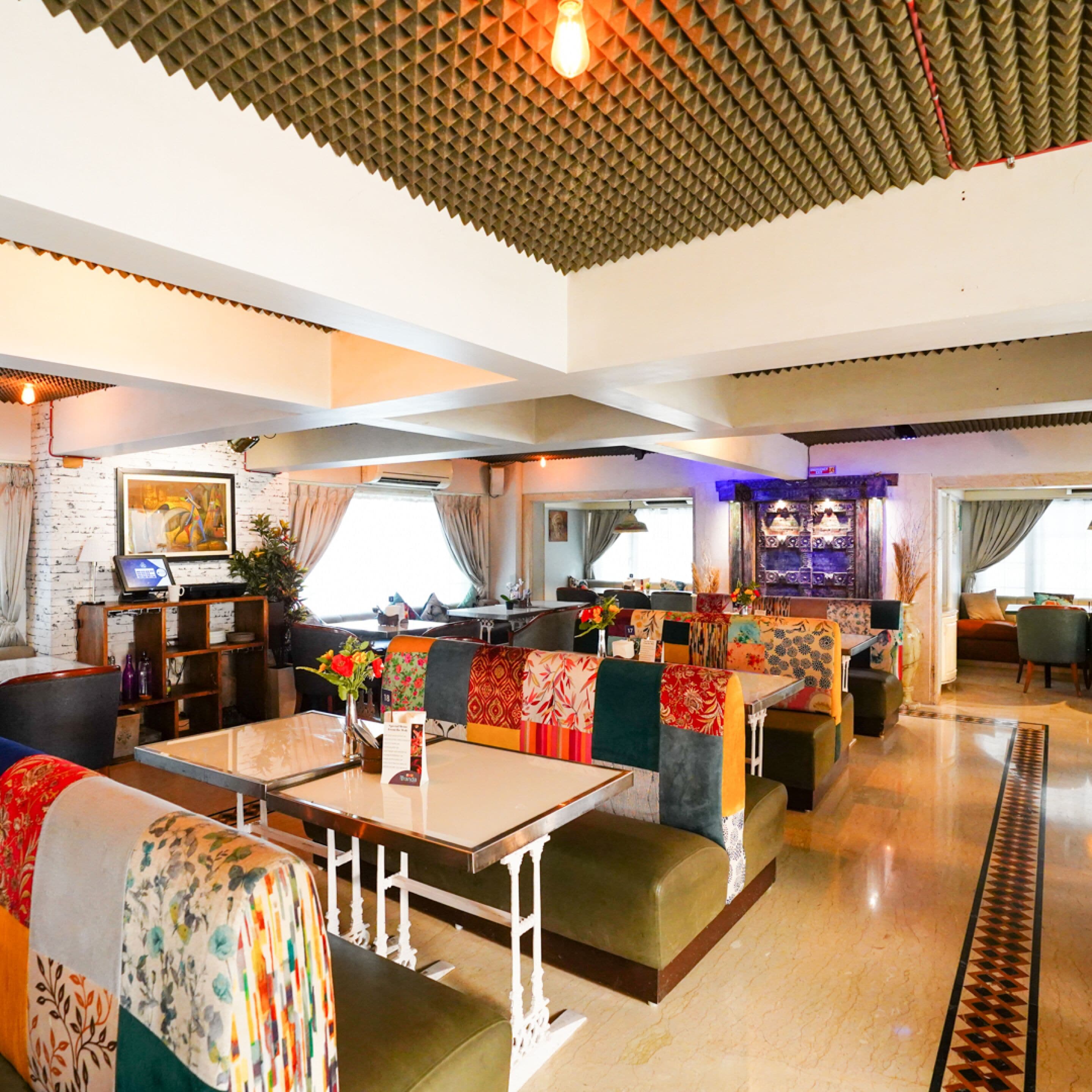 Foto - Bloom Boutique l Bandra