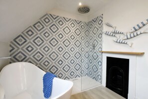 Bathroom - Arlo Cottage, Orford (Woodbridge)