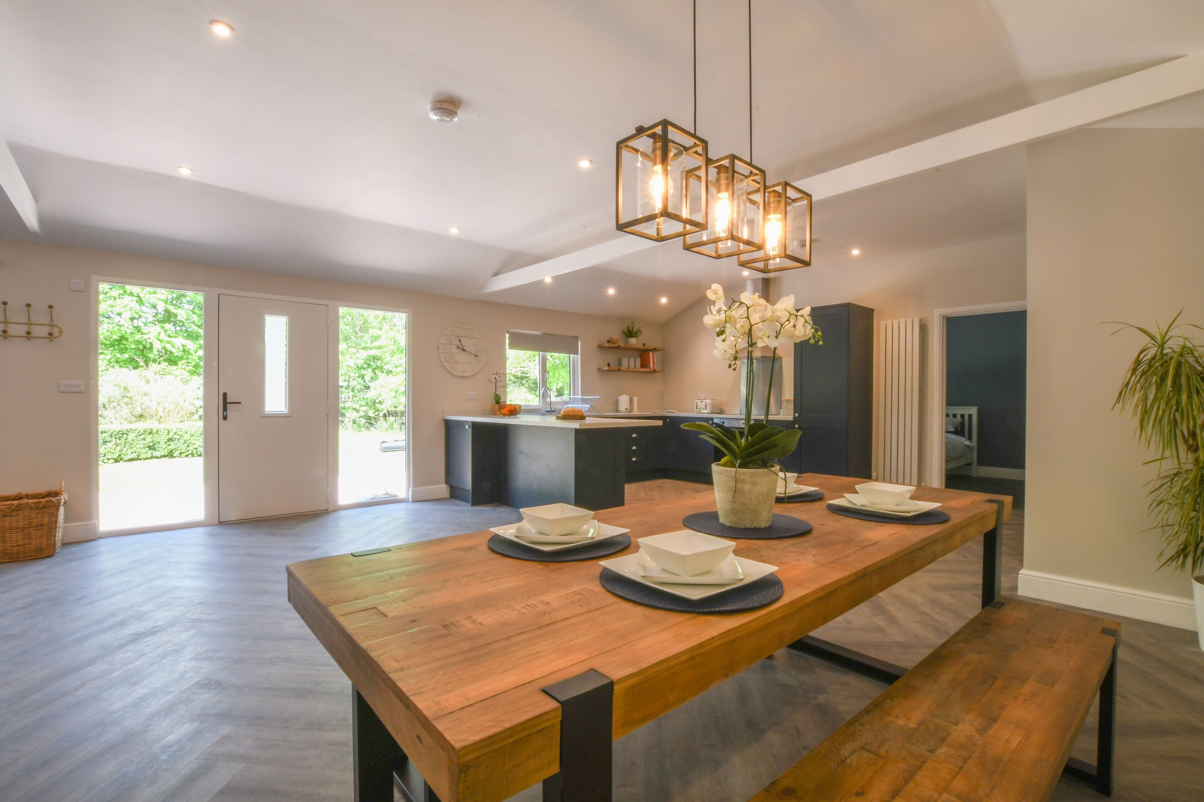 Fridge, dishwasher, cookware/dishes/utensils