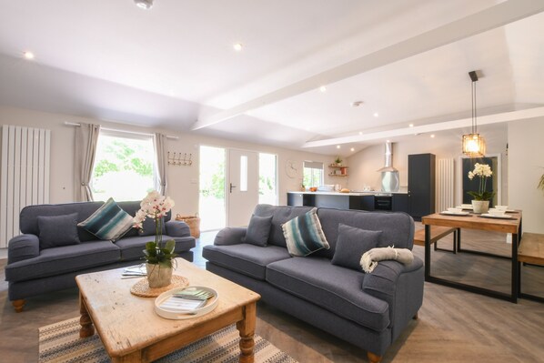 Living room - The Piglets (Woodbridge)