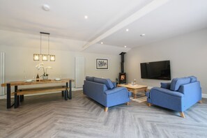Living room - The Piglets (Woodbridge)