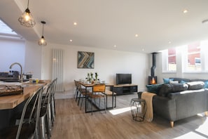 Cottage | Living room | DVD player - 7 Old Grammar School, Leiston (Leiston)