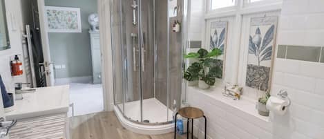 Cottage | Bathroom | Hair dryer