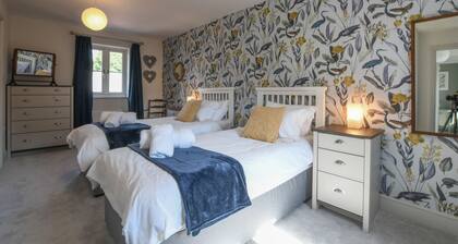 1 Coconut Cottage, Long Melford