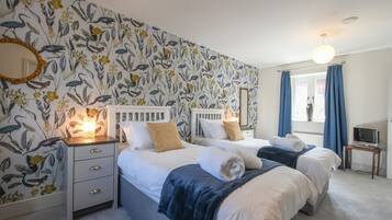 2 slaapkamers, individueel gedecoreerd, individueel gemeubileerd