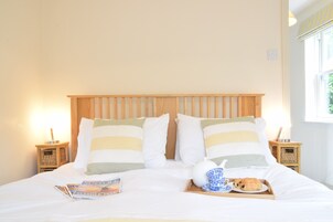 3 bedrooms, individually decorated, individually furnished, free WiFi