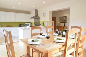 Fridge, cookware/dishes/utensils - Peach House, Aldeburgh (Aldeburgh)