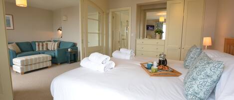 4 bedrooms, individually decorated, individually furnished, free WiFi