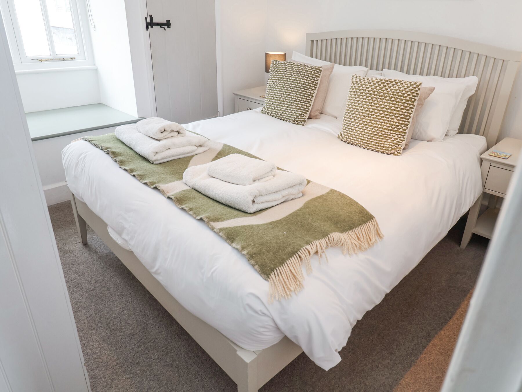 2 bedrooms, individually decorated, individually furnished, free WiFi