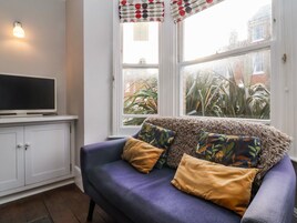 Cottage | Living area | DVD player