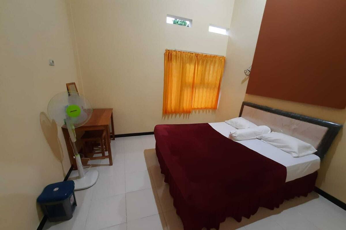 이코노미 더블룸 | 고급 침구, 무료 WiFi, 각각 다른 스타일의 인테리어, 각각 다르게 가구 비치