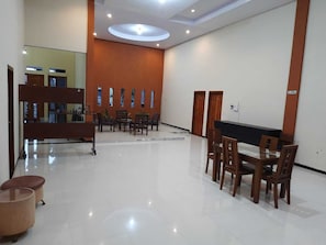 Living area - 999 KHS 2 Homestay (Banyuwangi)