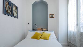 1 bedroom, iron/ironing board, bed sheets