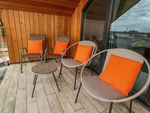 Cottage | Balcony