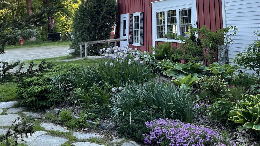 Stone Hearth Inn and Eatery